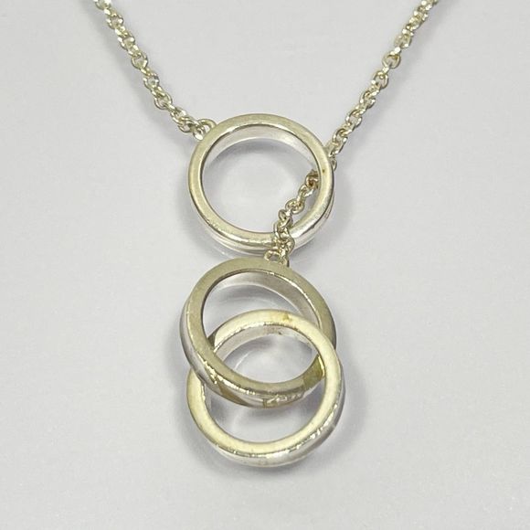 Tiffany 1837 Interlocking Ring Necklace Silver - Picture 2 of 13